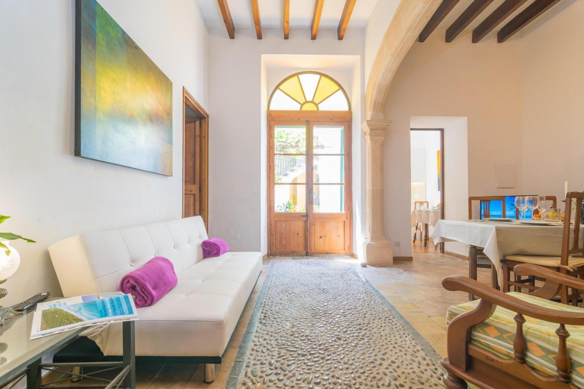 Chalet Ca Sa Tia Bel